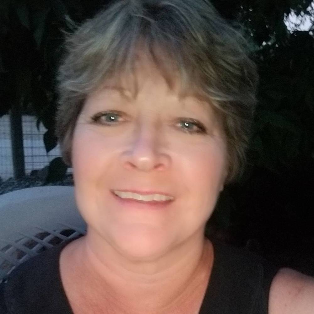 Meet your Posher, Denise